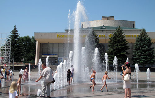 фонтан самый крупный на юге России в Ессентуках