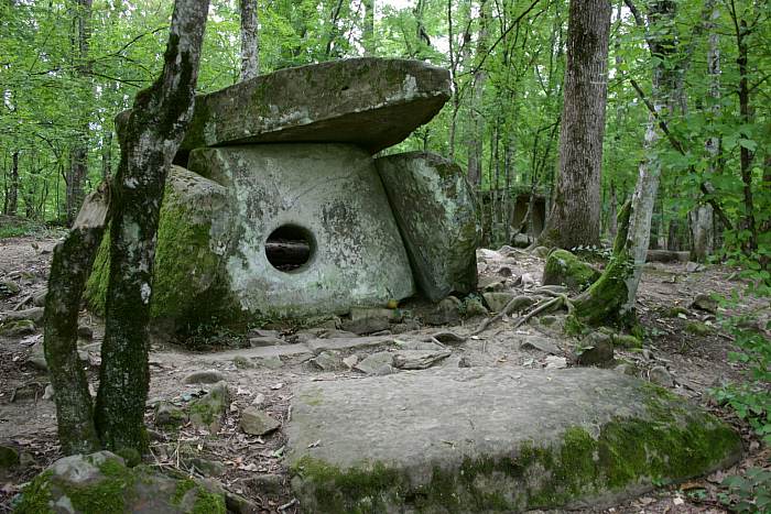 dolmen-crimea
